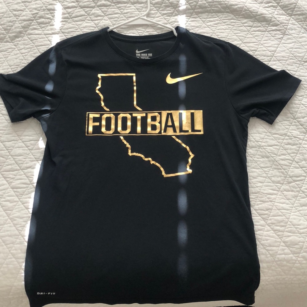 Men’s Nike Football T-Shirt